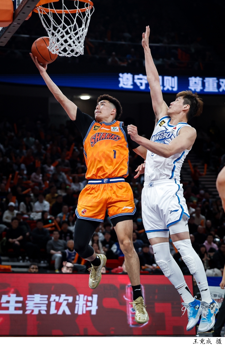 关于上海久事迎荷甲关键赛；冲刺阶段豪取连胜；目标明确；训练强度明显提升的信息开云中国官网APP