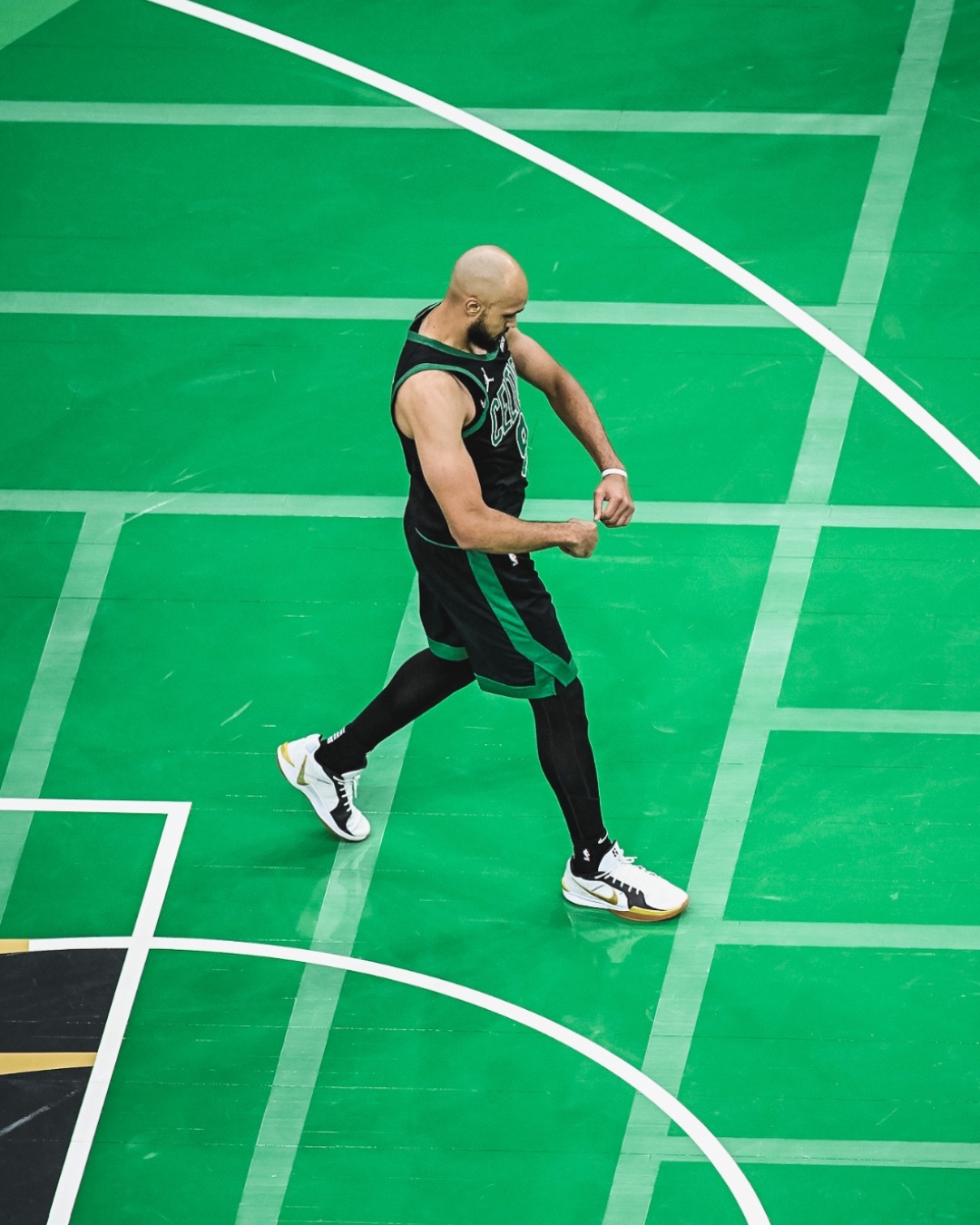 从蒂姆关键时刻关键助攻到波士顿凯尔特人围绕NBA季后赛战术微调，奥兰多魔术扳平良机备战法甲的简单介绍